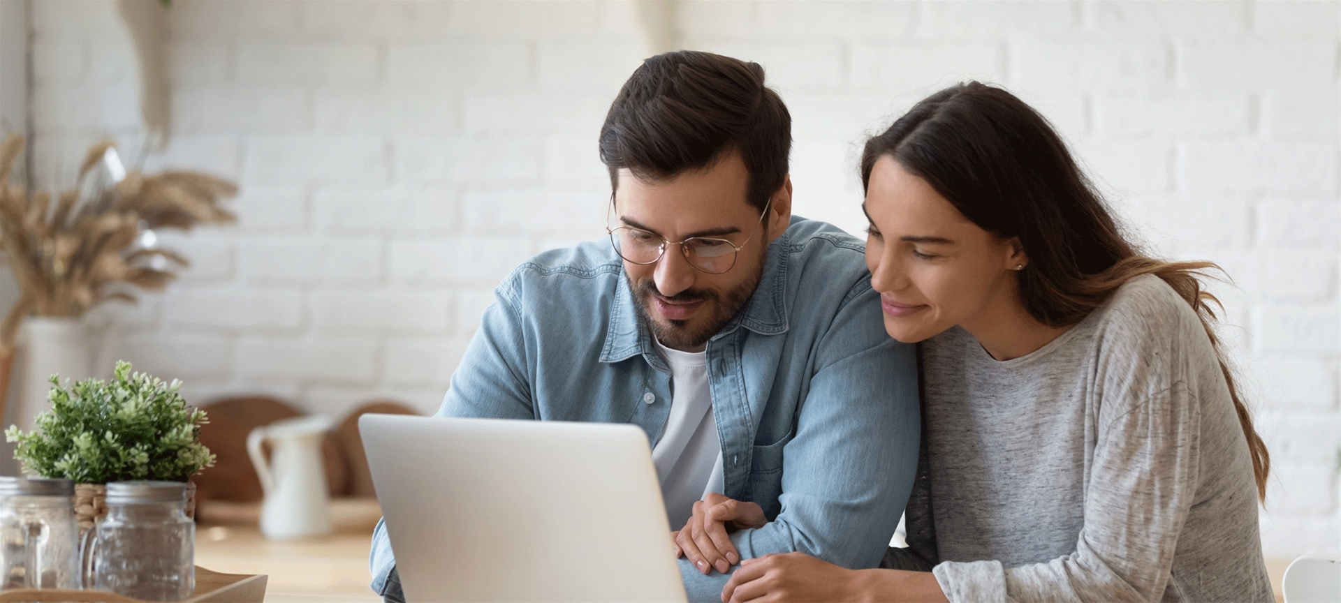 6 Reasons You Should Be Booking Direct (and Not On airbnb)