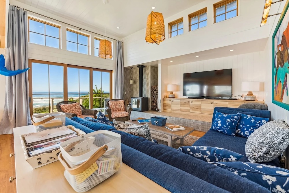 living room view of beach in cannon beach oceanfront home